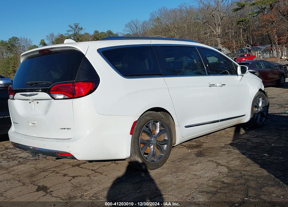 2017 CHRYSLER PACIFICA VIN: 2C4RC1GG5HR812712