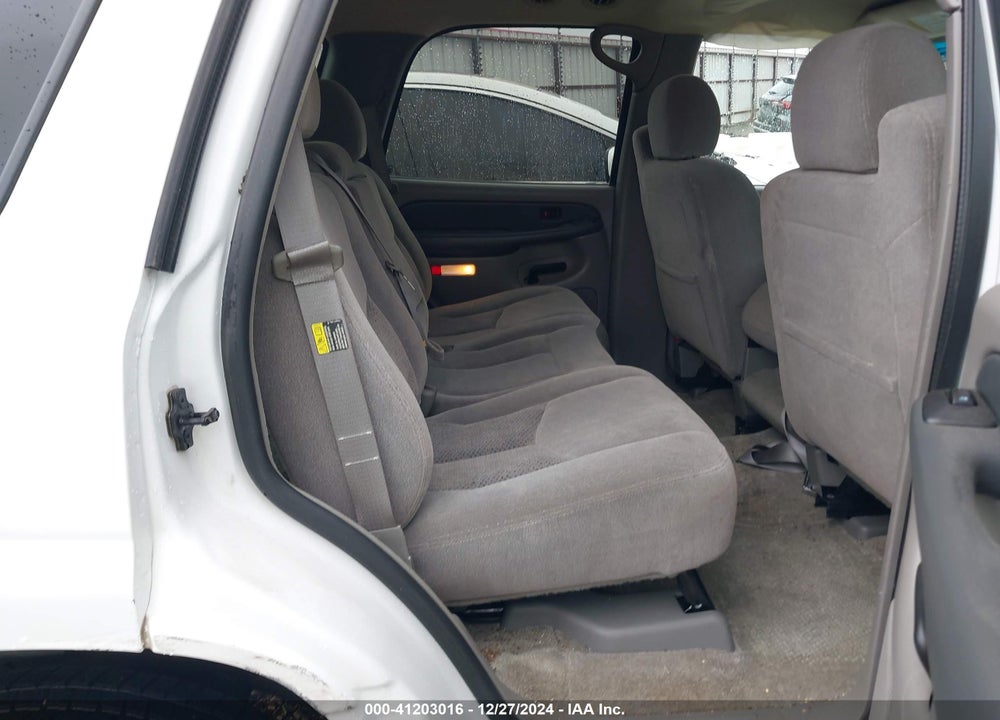 2003 CHEVROLET TAHOE LS VIN: 1GNEK13Z83R153491