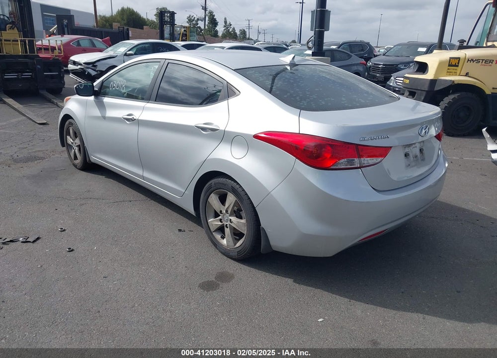 2013 HYUNDAI ELANTRA GLS VIN: KMHDH4AE9DU923230