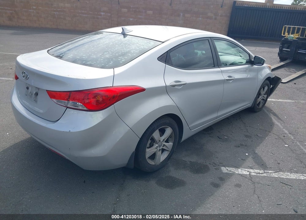 2013 HYUNDAI ELANTRA GLS VIN: KMHDH4AE9DU923230