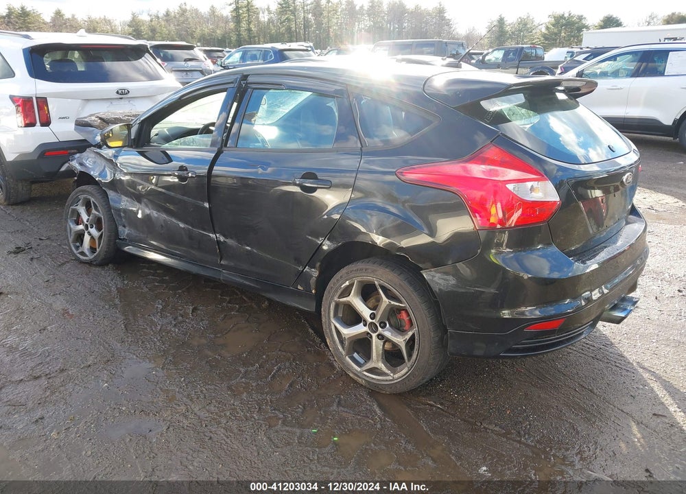 2013 FORD FOCUS ST VIN: 1FADP3L96DL224473