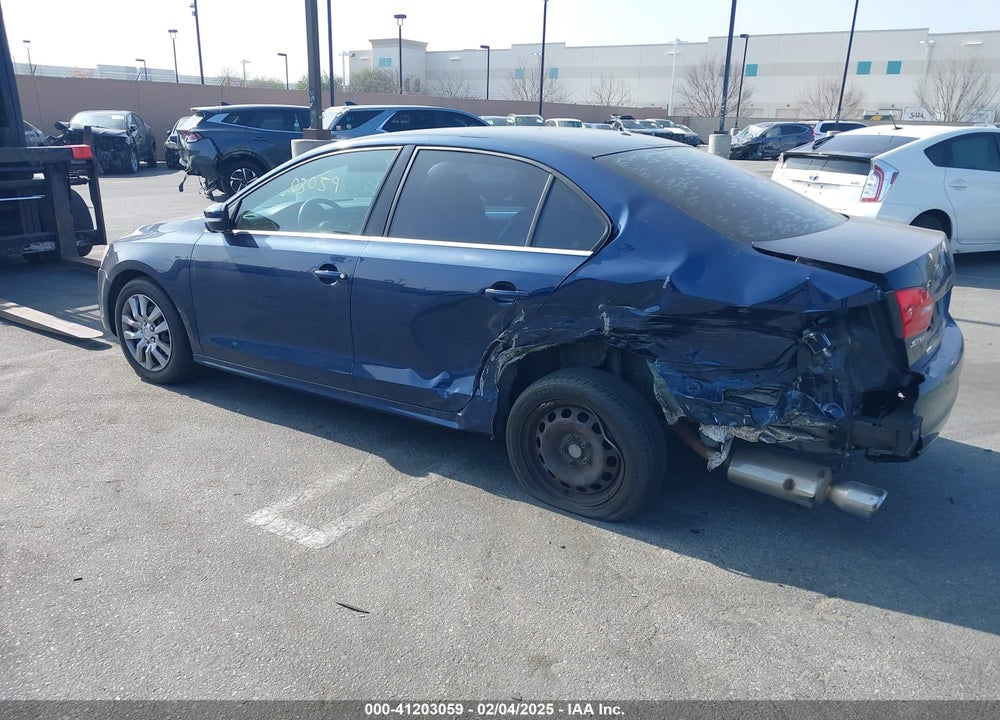 2013 VOLKSWAGEN JETTA 2.5L SE VIN: 3VWDP7AJ5DM286747