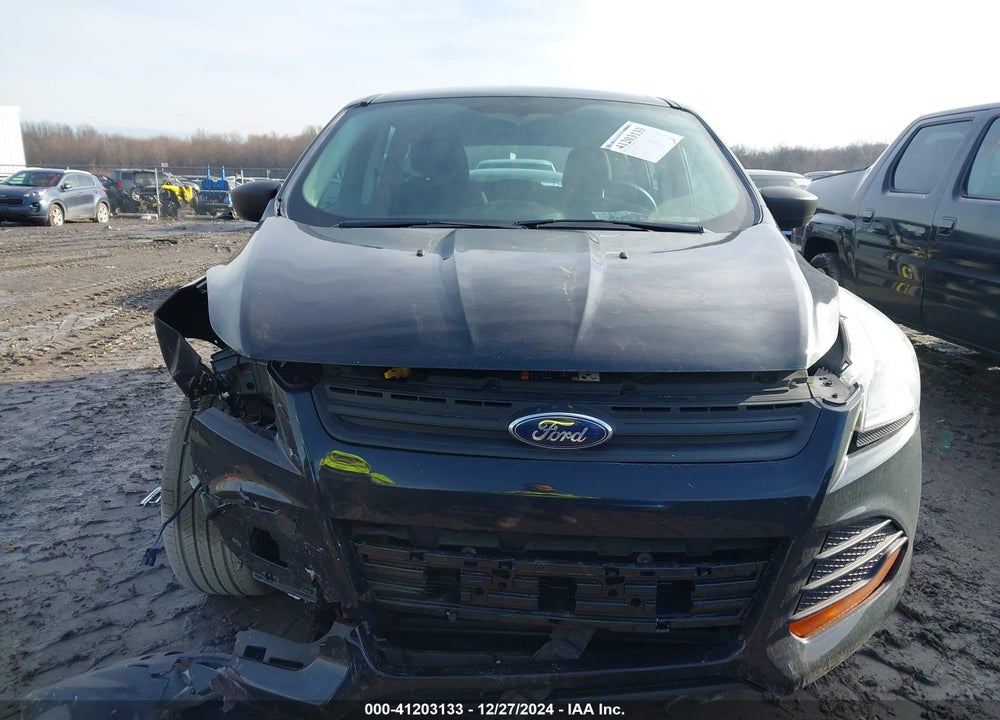 2015 FORD ESCAPE S VIN: 1FMCU0F74FUB70395