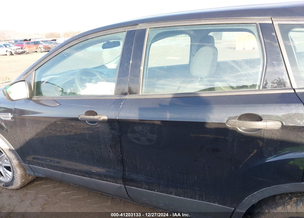 2015 FORD ESCAPE S VIN: 1FMCU0F74FUB70395
