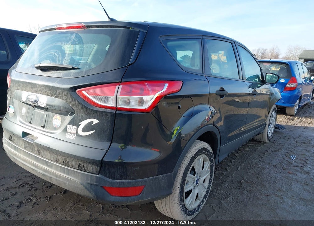 2015 FORD ESCAPE S VIN: 1FMCU0F74FUB70395