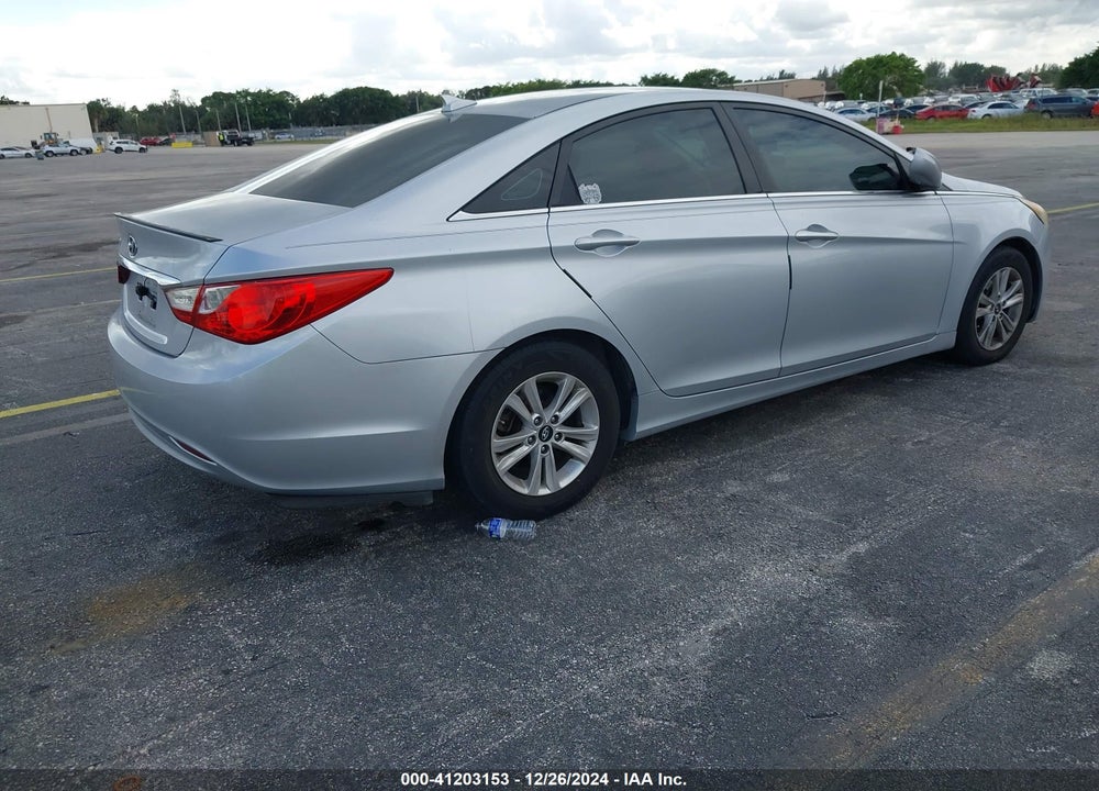 2012 HYUNDAI SONATA GLS VIN: 5NPEB4AC6CH355746