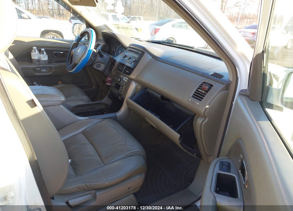 2006 HONDA PILOT EX-L VIN: 2HKYF18556H559191