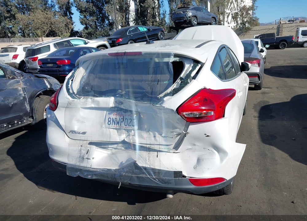 2017 FORD FOCUS TITANIUM VIN: 1FADP3N20HL309881