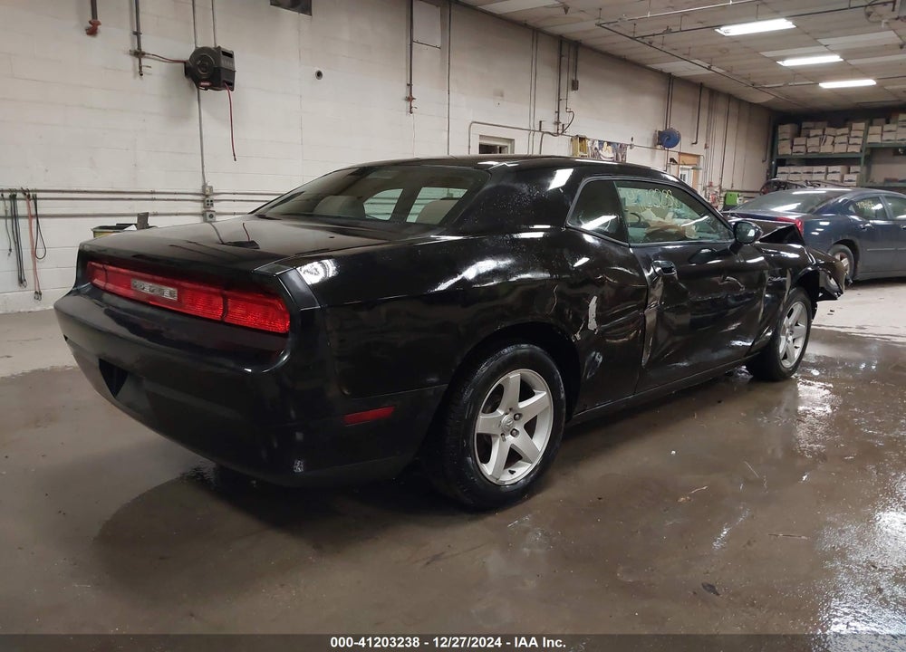 2009 DODGE CHALLENGER SE VIN: 2B3LJ44V99H589549