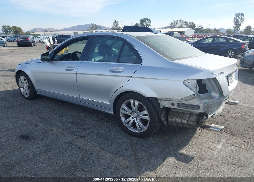2008 MERCEDES-BENZ C 300 VIN: WDDGF54X18F078934