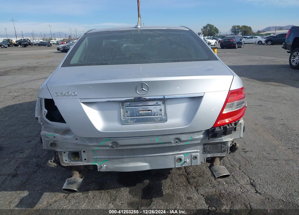 2008 MERCEDES-BENZ C 300 VIN: WDDGF54X18F078934