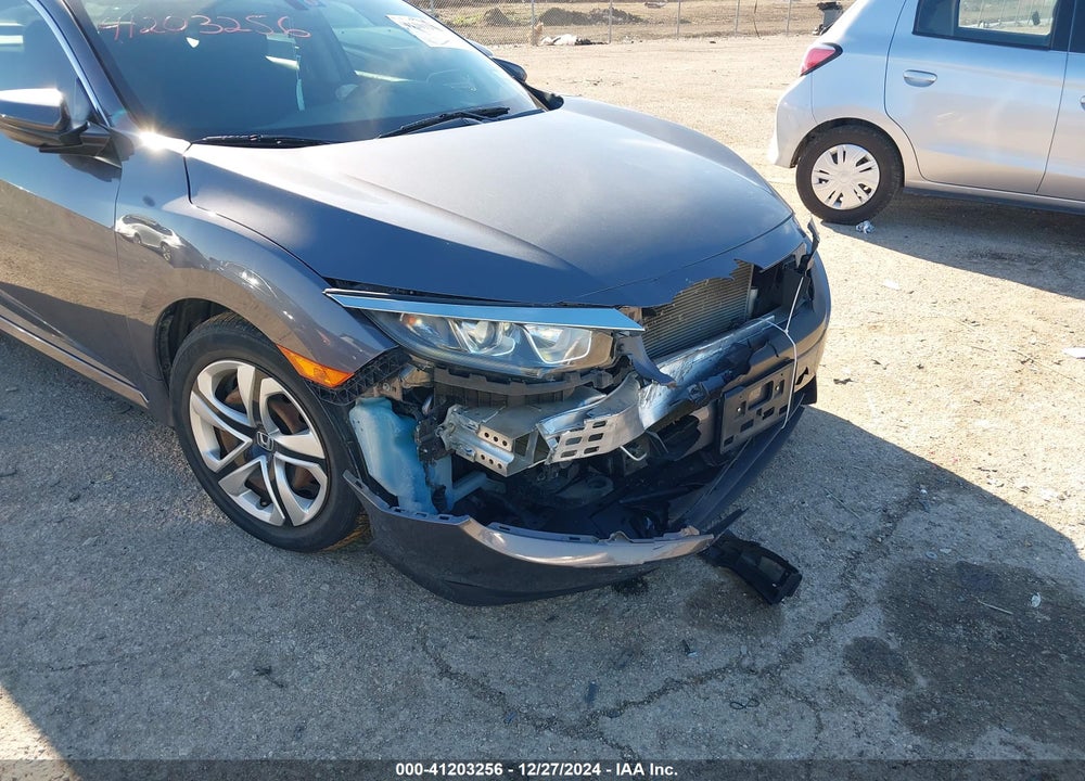 2018 HONDA CIVIC LX VIN: 19XFC2F55JE029941