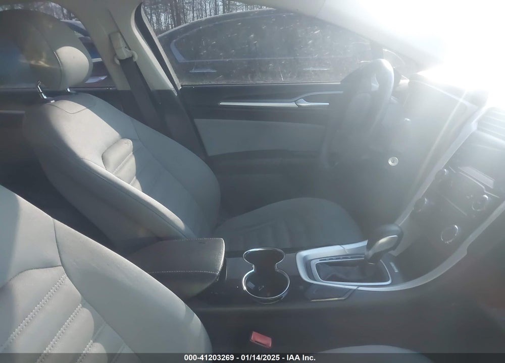 2014 FORD FUSION S VIN: 1FA6P0G79E5359470