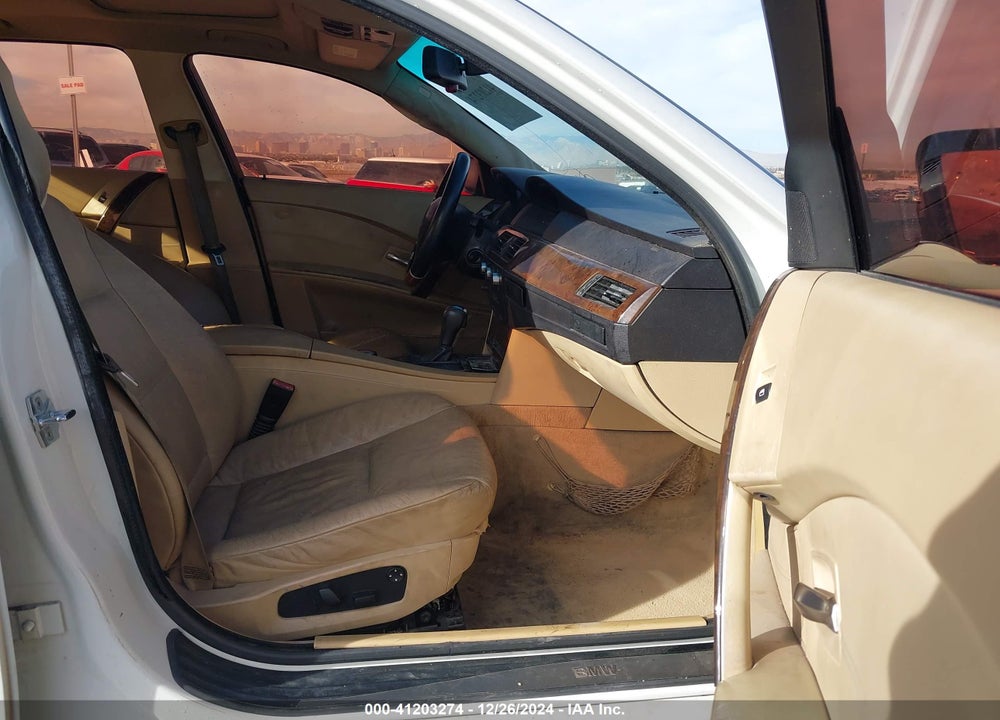 2006 BMW 525I VIN: WBANE53546CK80800