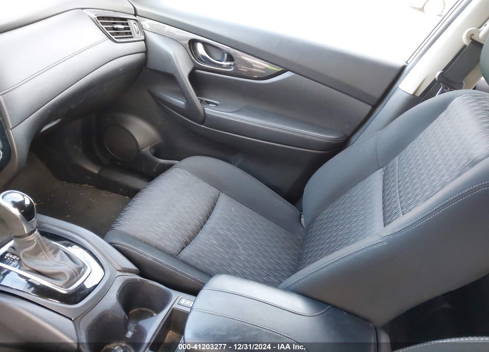 2020 NISSAN ROGUE SV FWD VIN: JN8AT2MT4LW012735