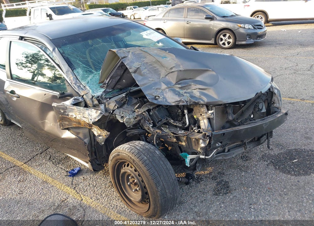 2013 TOYOTA CAMRY LE VIN: 4T1BF1FK9DU237957