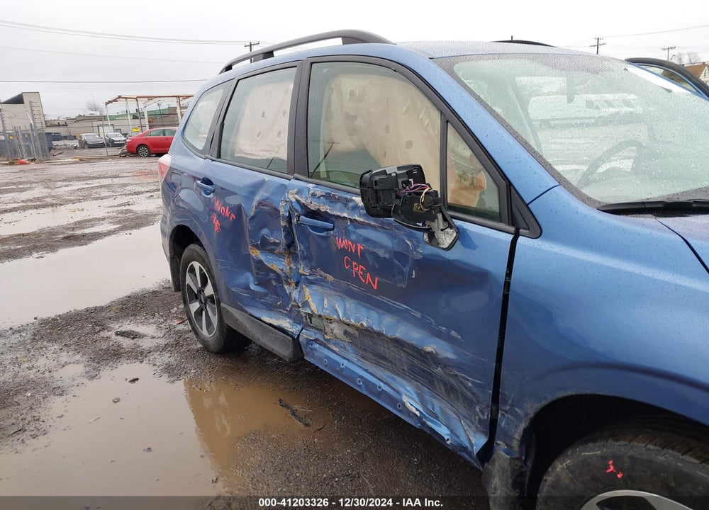 2017 SUBARU FORESTER 2.5I VIN: JF2SJABC3HH806111
