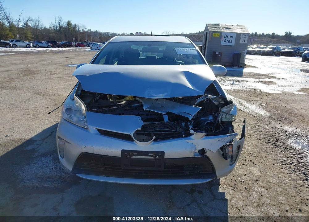 2014 TOYOTA PRIUS TWO VIN: JTDKN3DUXE1821326