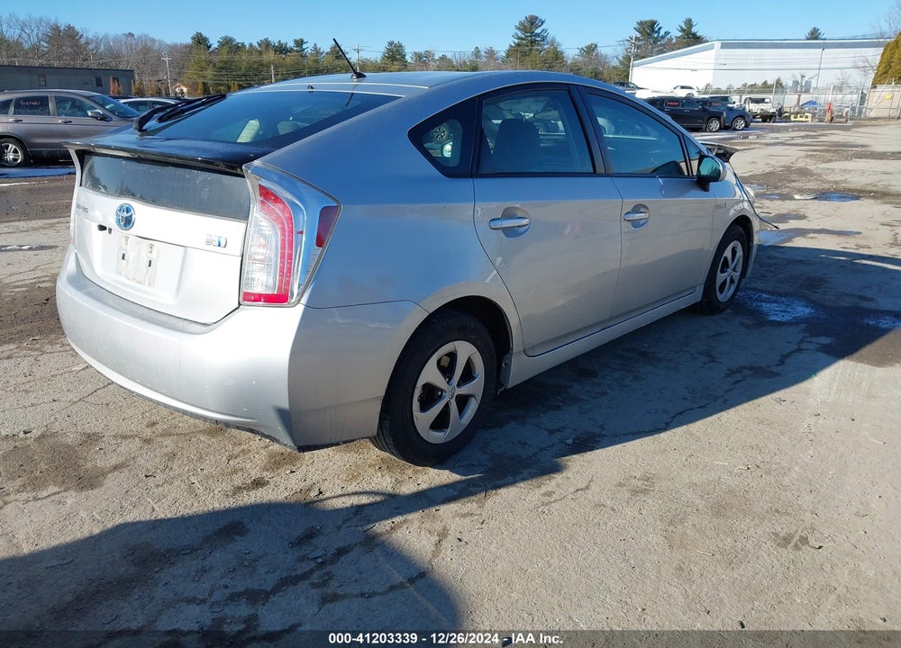 2014 TOYOTA PRIUS TWO VIN: JTDKN3DUXE1821326