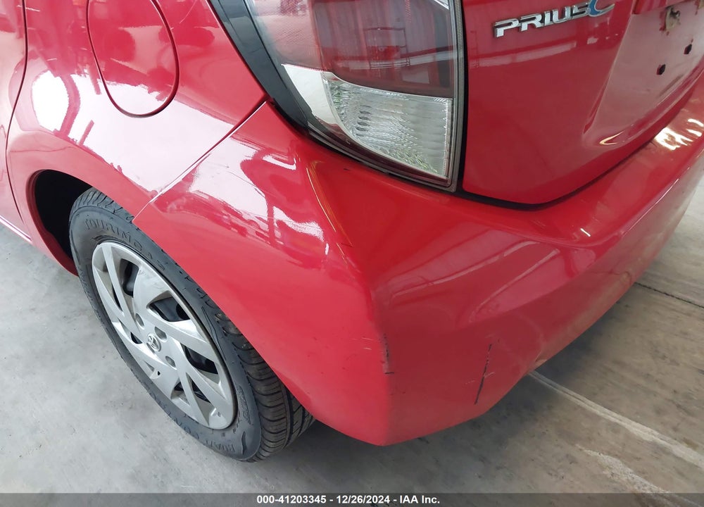 2015 TOYOTA PRIUS C VIN: JTDKDTB33F1581101