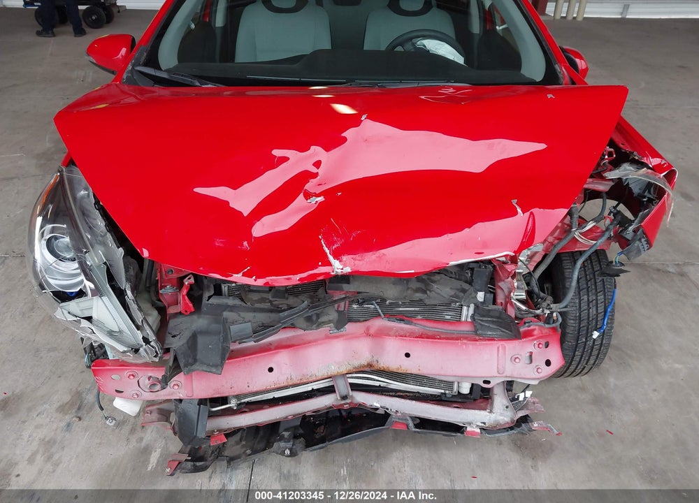 2015 TOYOTA PRIUS C VIN: JTDKDTB33F1581101