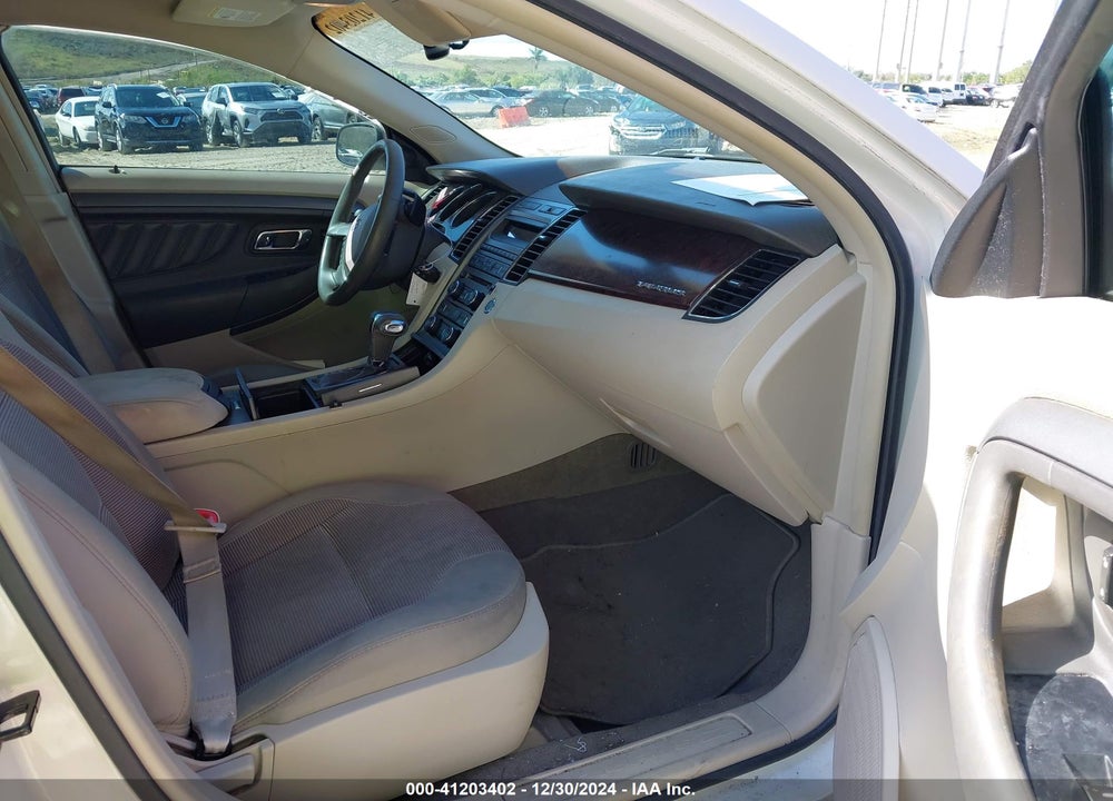 2011 FORD TAURUS SEL VIN: 1FAHP2EW3BG123220