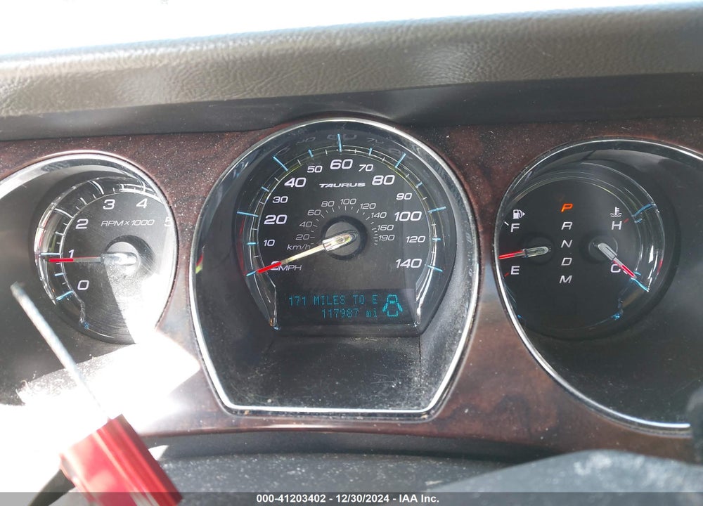 2011 FORD TAURUS SEL VIN: 1FAHP2EW3BG123220