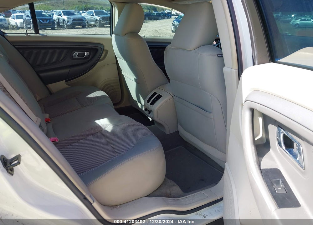 2011 FORD TAURUS SEL VIN: 1FAHP2EW3BG123220