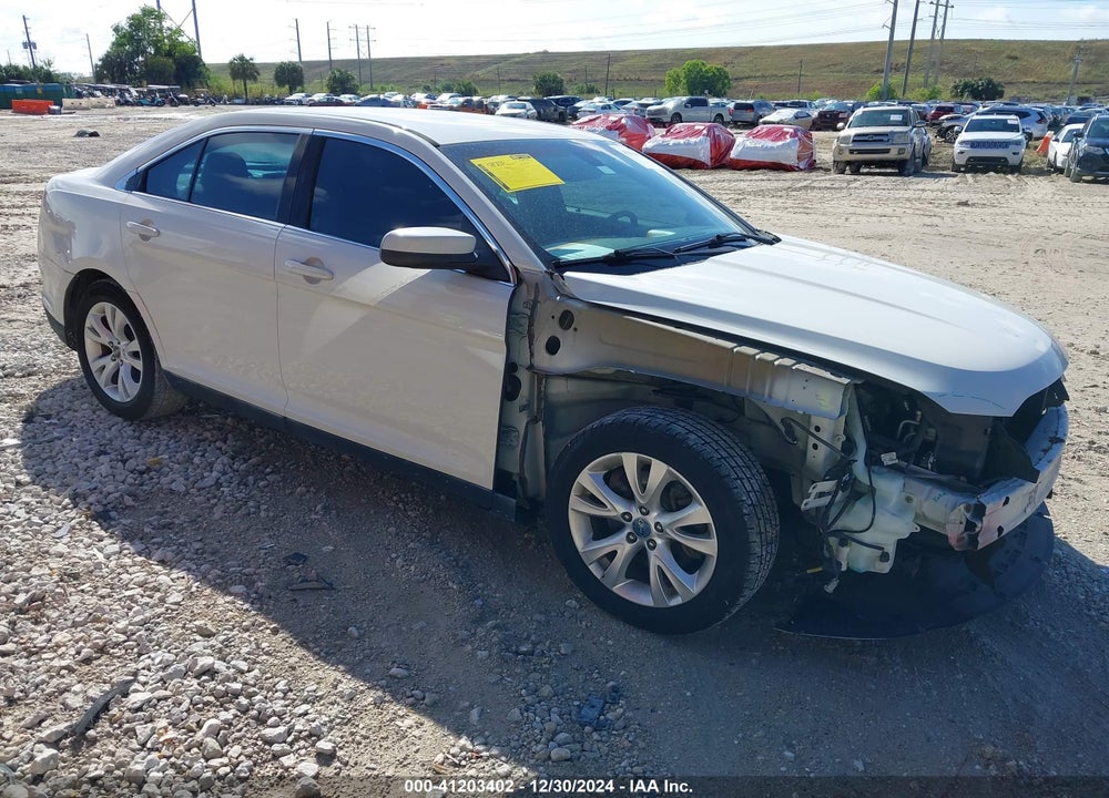 2011 FORD TAURUS SEL VIN: 1FAHP2EW3BG123220