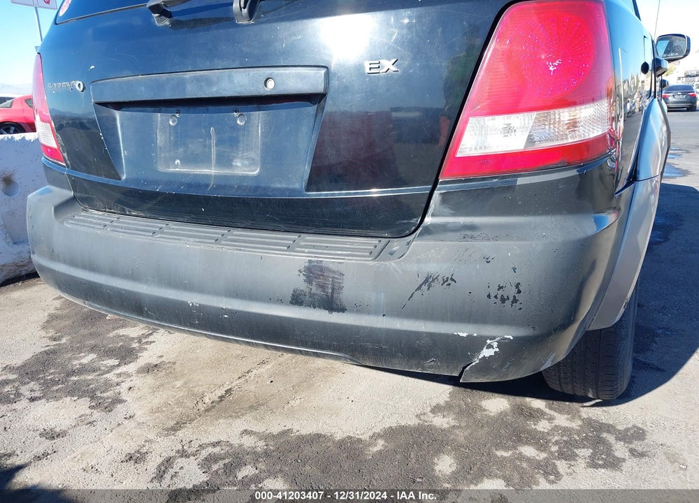 2004 KIA SORENTO EX/LX VIN: KNDJC733845181402
