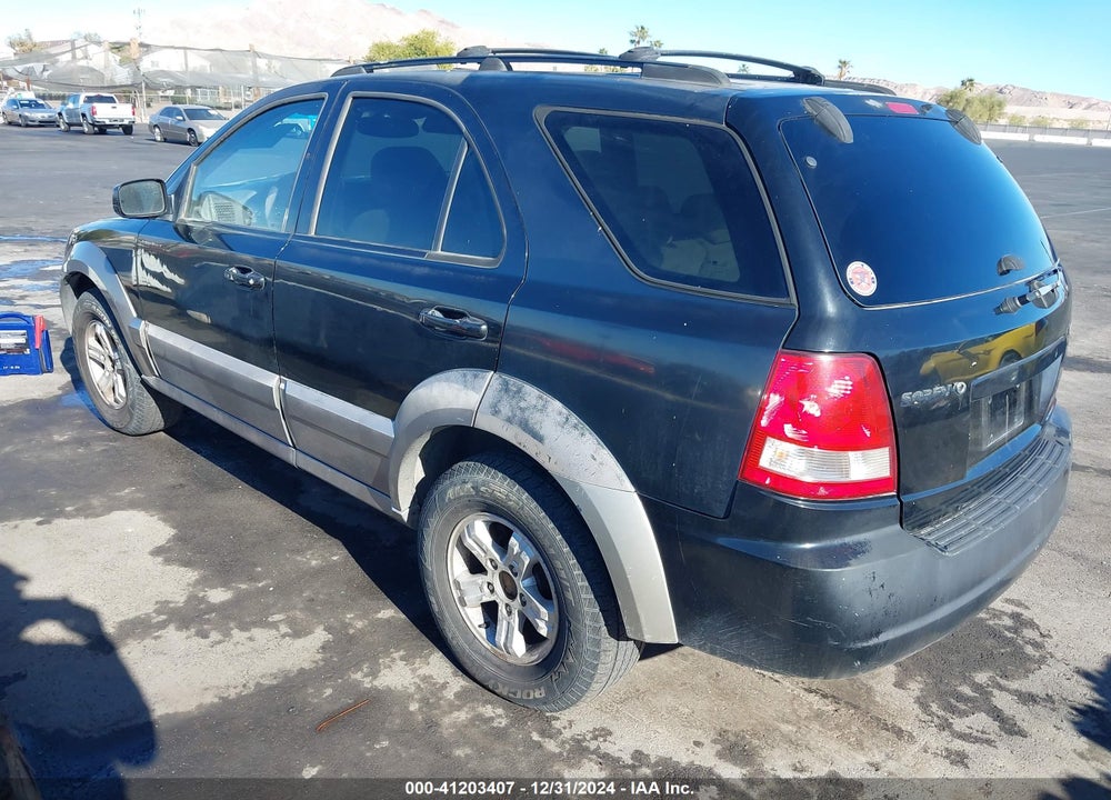 2004 KIA SORENTO EX/LX VIN: KNDJC733845181402
