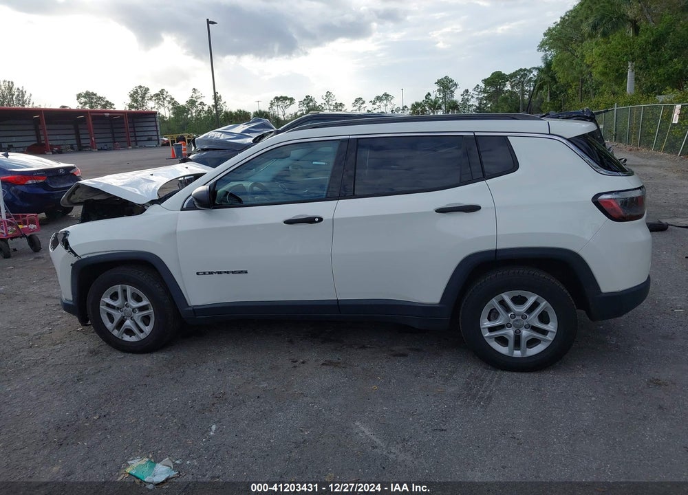 2019 JEEP COMPASS SPORT FWD VIN: 3C4NJCAB2KT614137