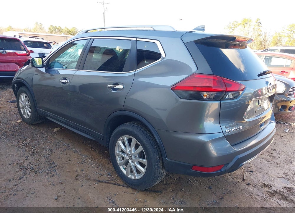 2017 NISSAN ROGUE VIN: 5N1AT2MV7HC856172