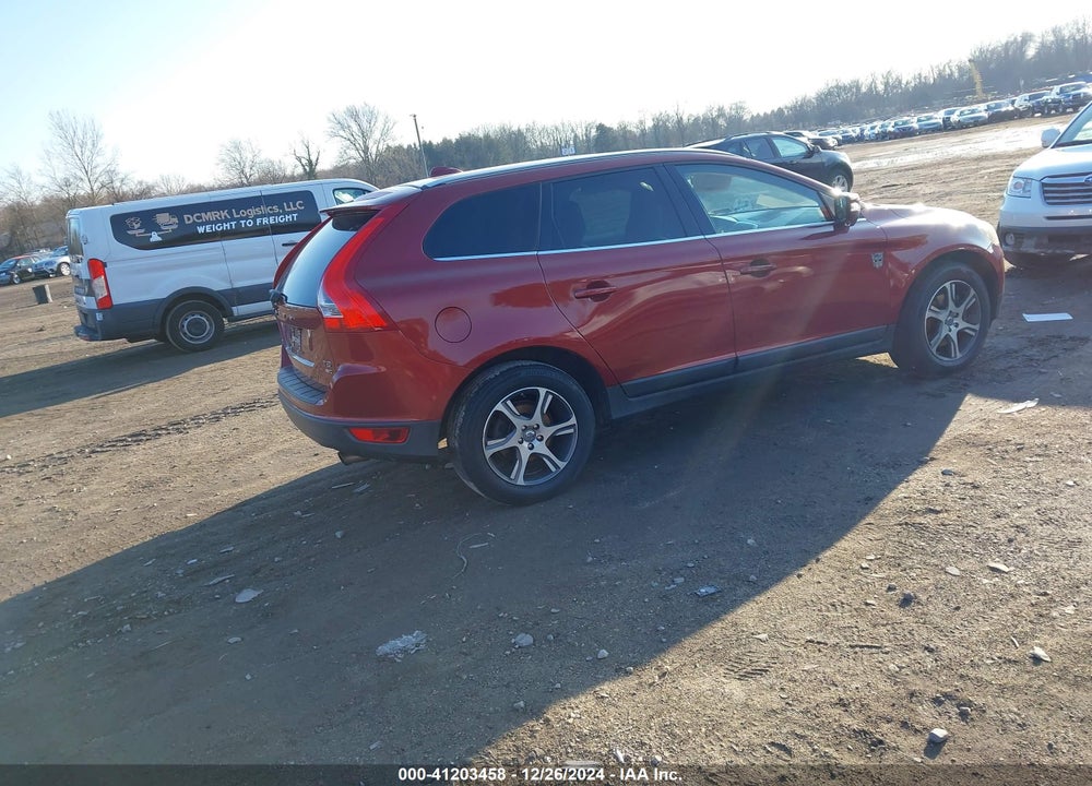 2011 VOLVO XC60 T6/T6 R-DESIGN VIN: YV4902DZ2B2178279