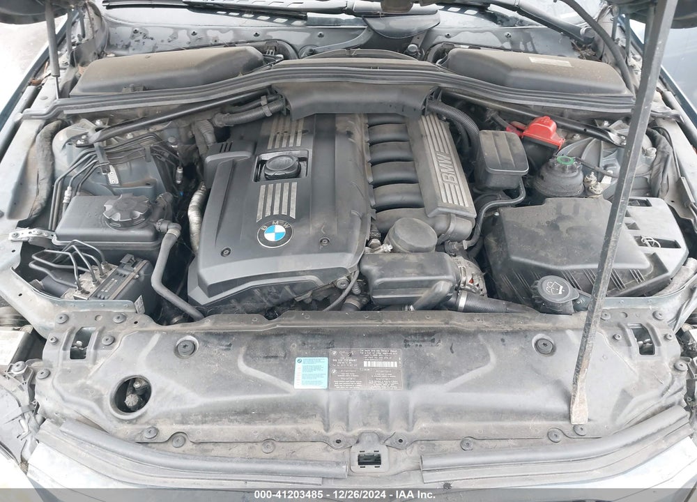 2009 BMW 528I VIN: WBANU53529C117411