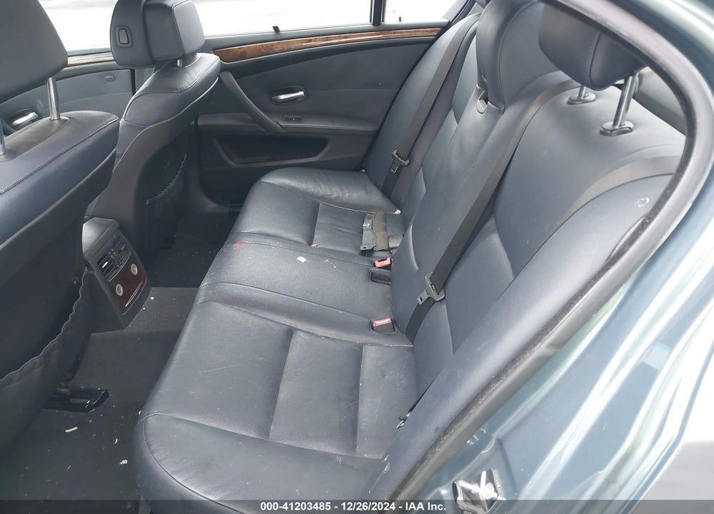 2009 BMW 528I VIN: WBANU53529C117411