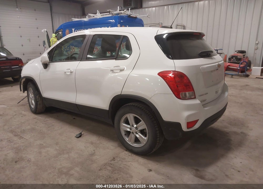 2018 CHEVROLET TRAX LS VIN: KL7CJNSB5JB598773
