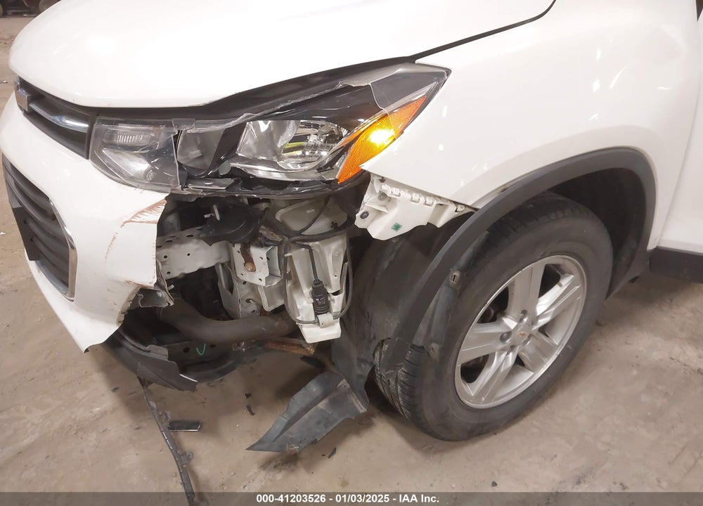2018 CHEVROLET TRAX LS VIN: KL7CJNSB5JB598773