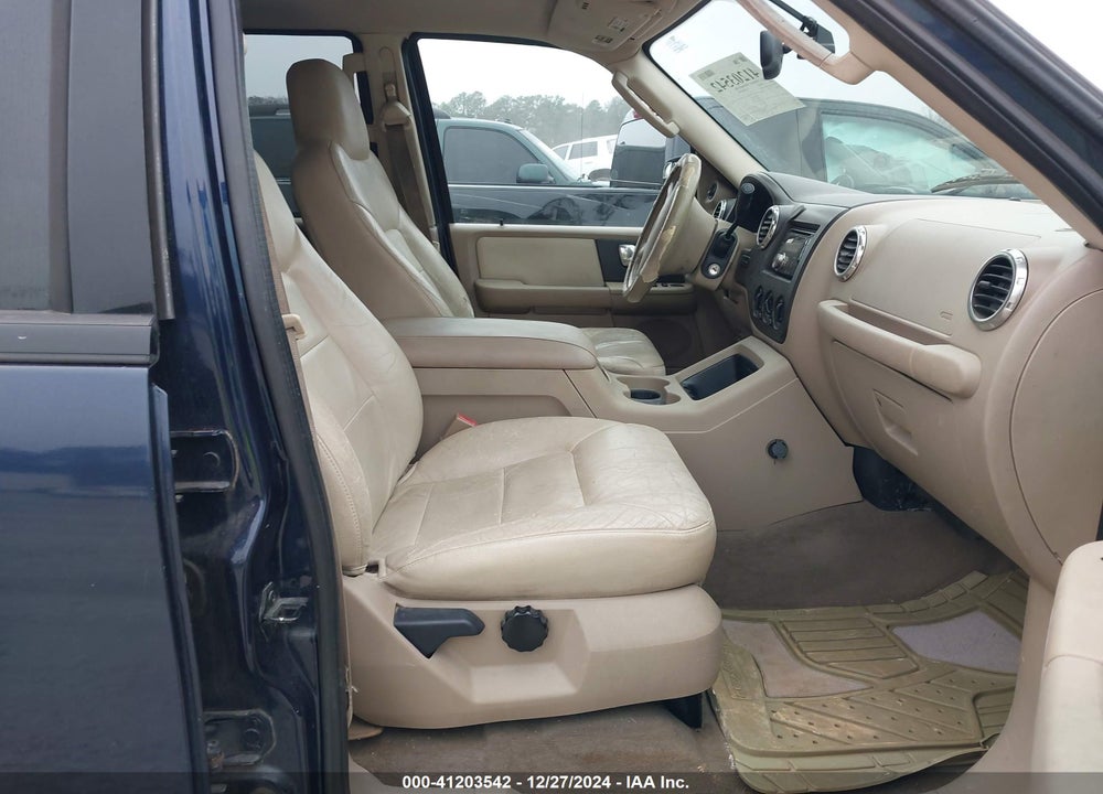 2003 FORD EXPEDITION XLT VIN: 1FMRU15W93LB38259