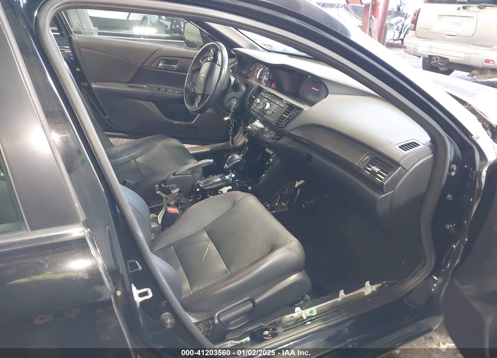 2017 HONDA ACCORD SPORT SE VIN: 1HGCR2F19HA123026