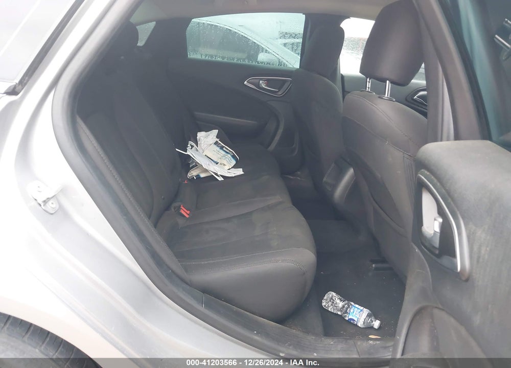 2016 CHRYSLER 200 LIMITED VIN: 1C3CCCAB5GN132260