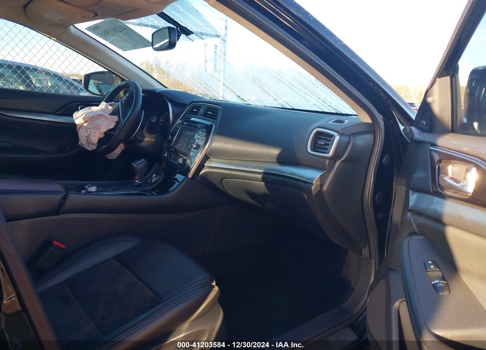 2017 NISSAN MAXIMA VIN: 1N4AA6AP3HC439029