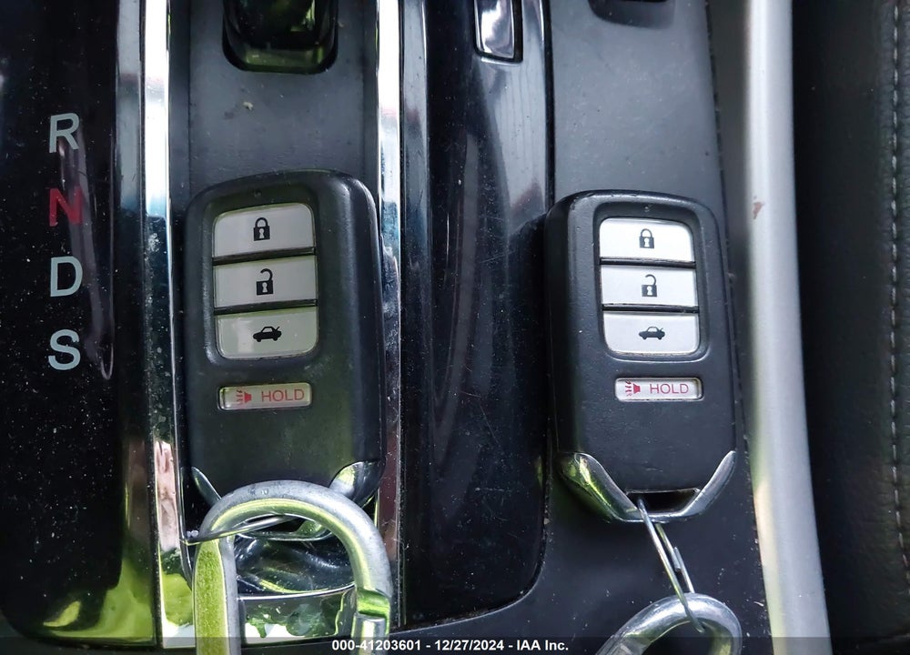 2013 HONDA ACCORD EX-L V-6 VIN: 1HGCR3F81DA039005