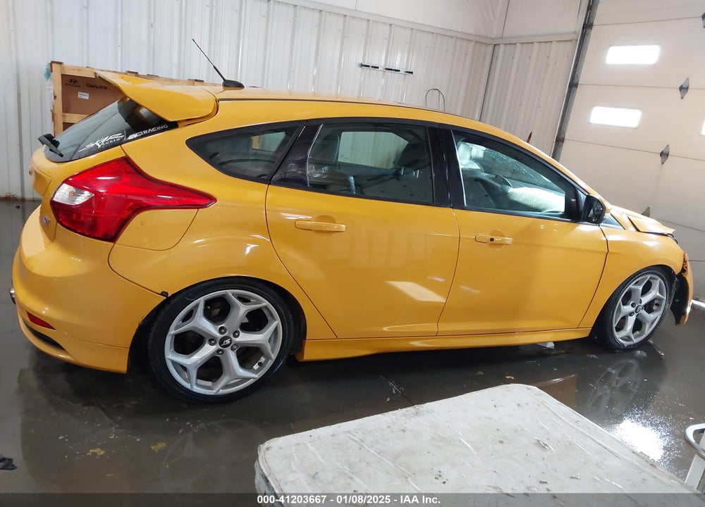 2013 FORD FOCUS ST VIN: 1FADP3L92DL191777