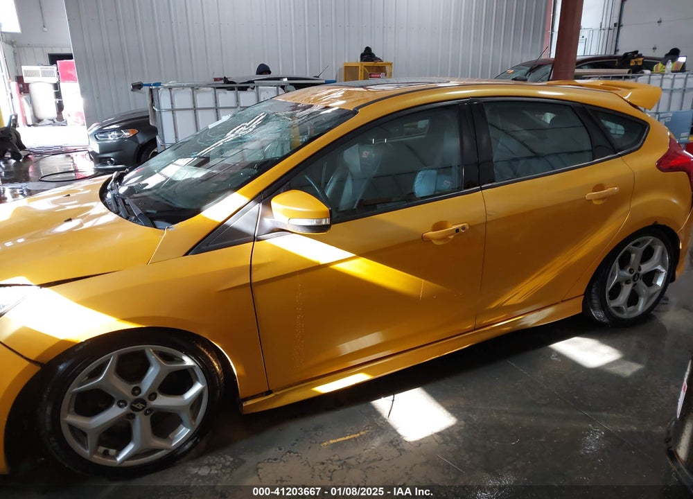 2013 FORD FOCUS ST VIN: 1FADP3L92DL191777