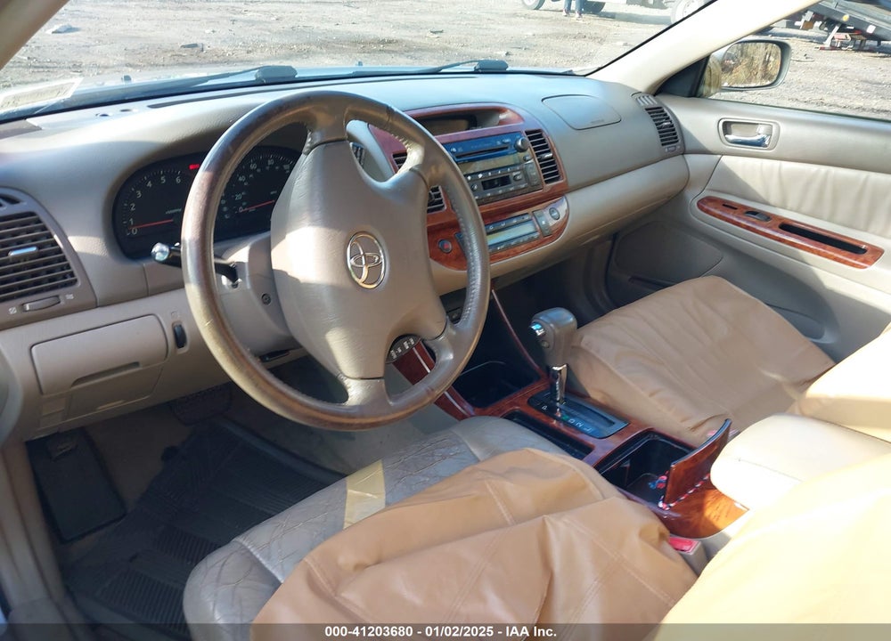 2002 TOYOTA CAMRY XLE V6 VIN: JTDBF30K720082547