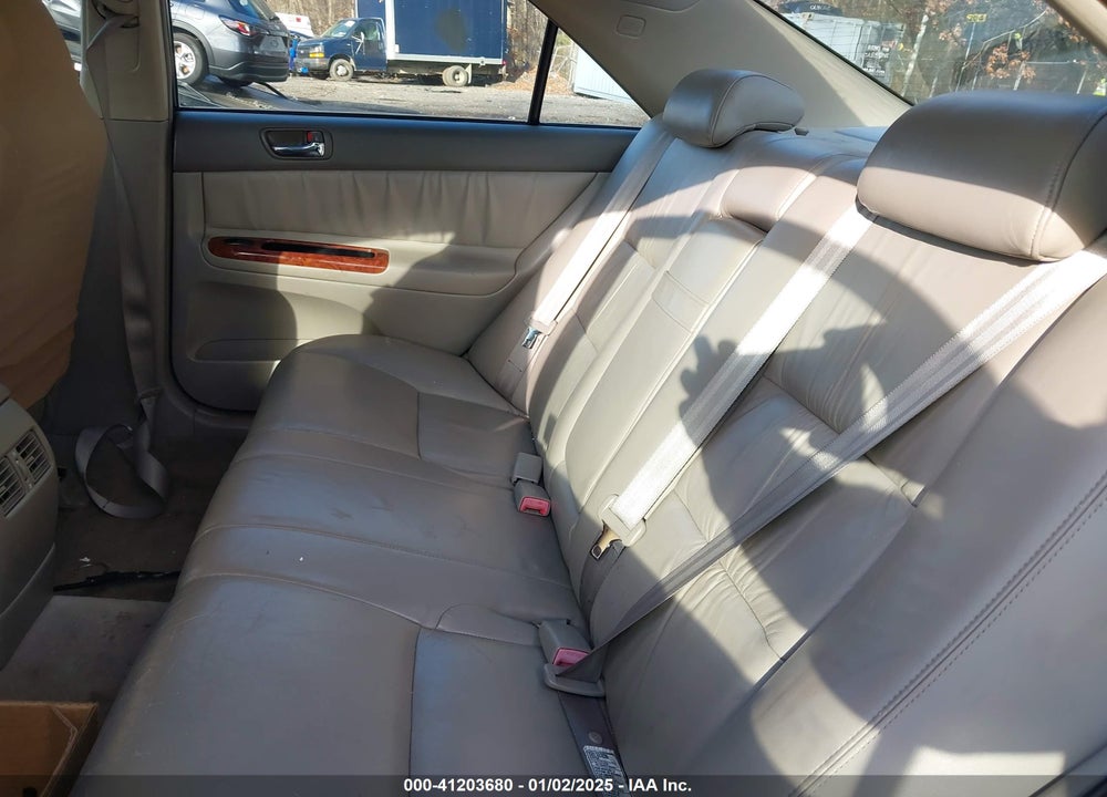 2002 TOYOTA CAMRY XLE V6 VIN: JTDBF30K720082547