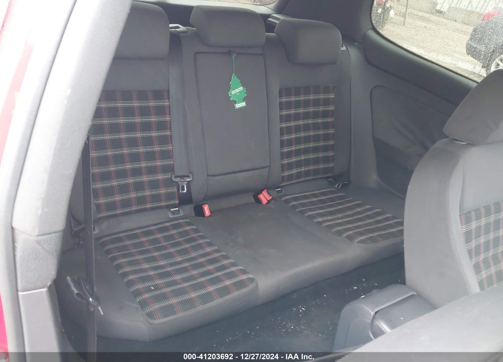 2008 VOLKSWAGEN GTI VIN: WVWEV71K58W236555