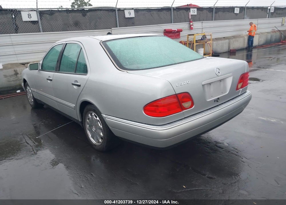 1997 MERCEDES-BENZ E 320 VIN: WDBJF55F5VJ035954