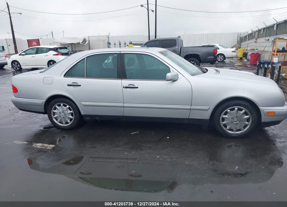 1997 MERCEDES-BENZ E 320 VIN: WDBJF55F5VJ035954